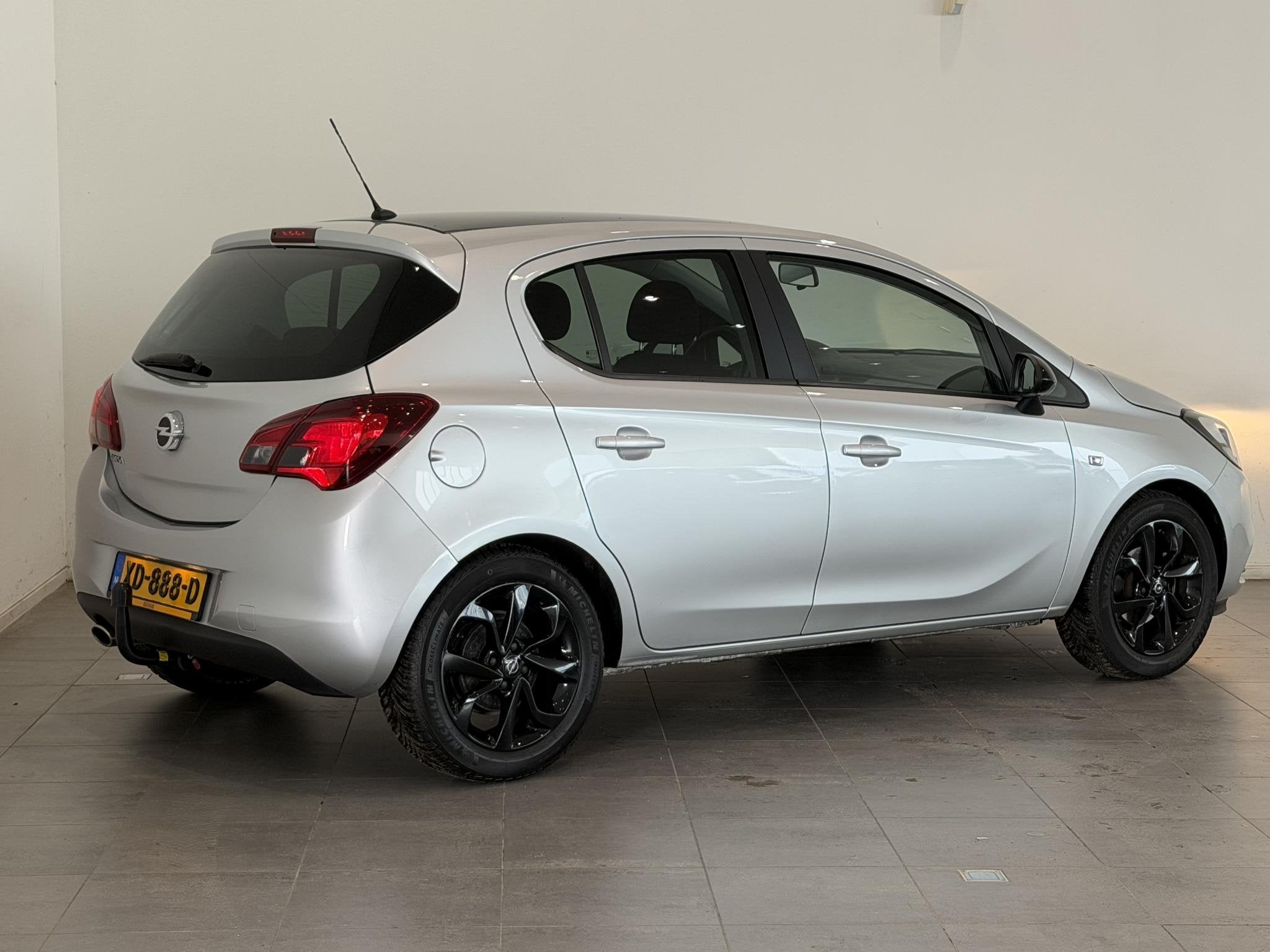 Opel Corsa 1.4 Online Edition | Automaat | Trekhaak | Climat, Gebruikt, 4 cilinders, Met garantie (alle), 49 €/maand