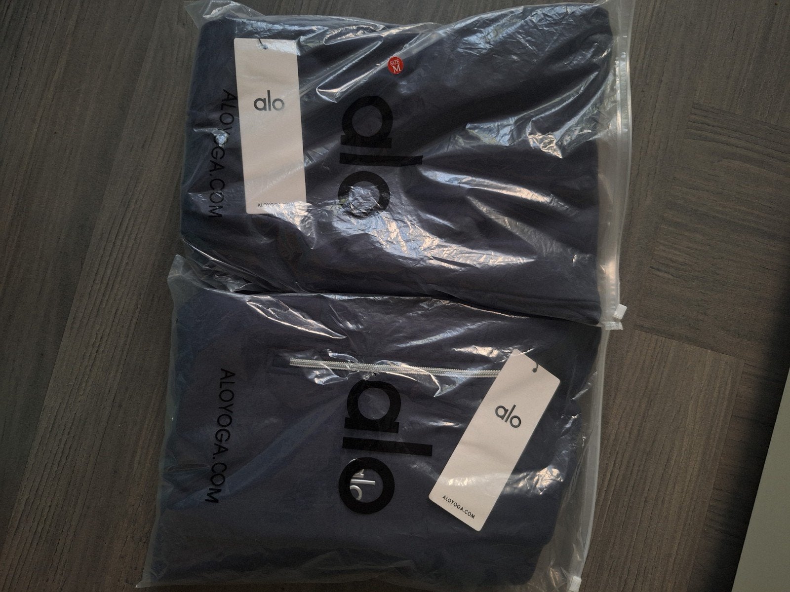 Alo Yoga set M - Nieuw met labels, Kleding | Heren, Maat 52/54 (L), Blauw, Nieuw, Ophalen of Verzenden