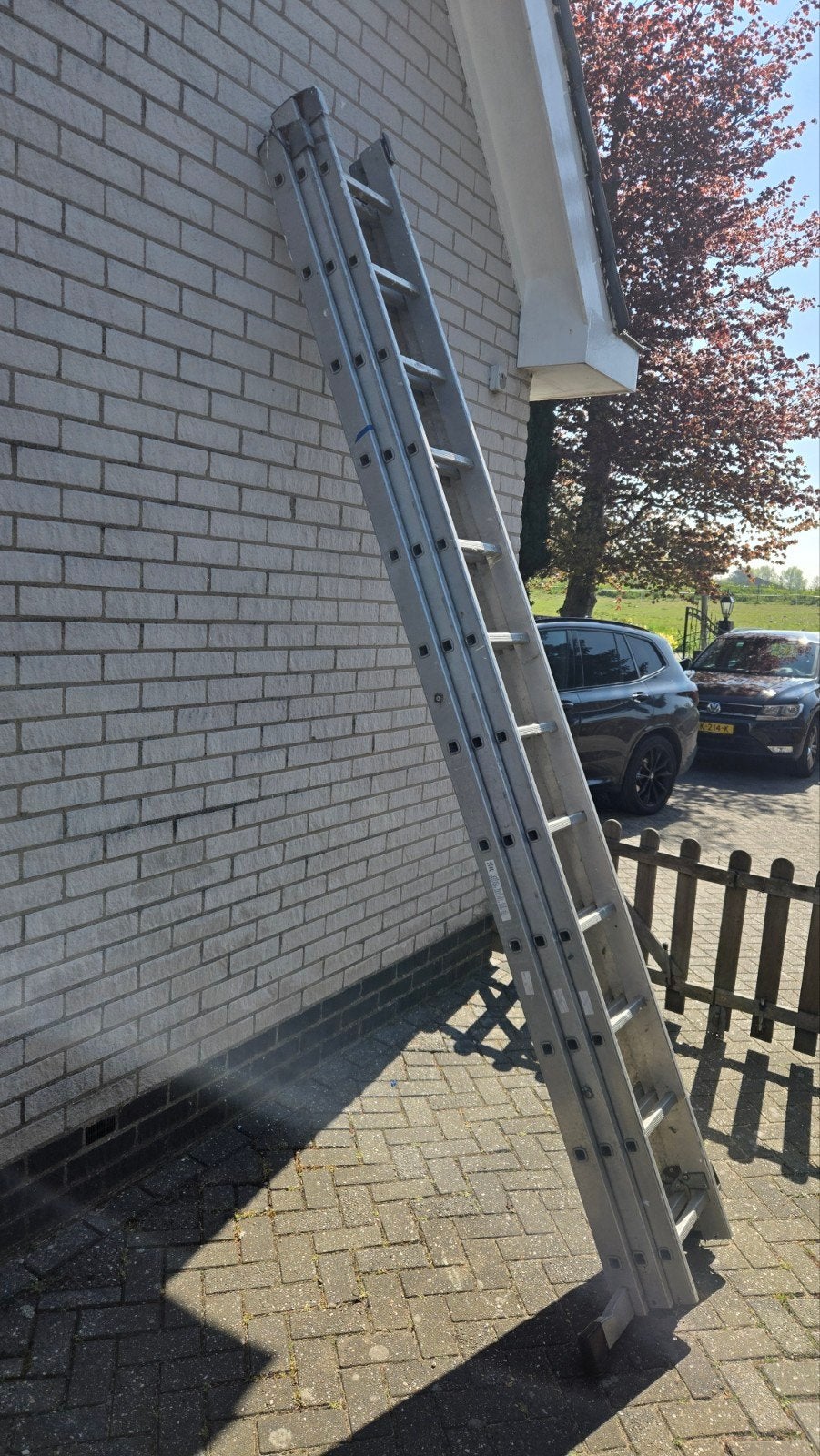 Uitschuifbare aluminium ladder - 4 meter of meer, Ophalen, Gebruikt, Ladder, Opvouwbaar of Inschuifbaar