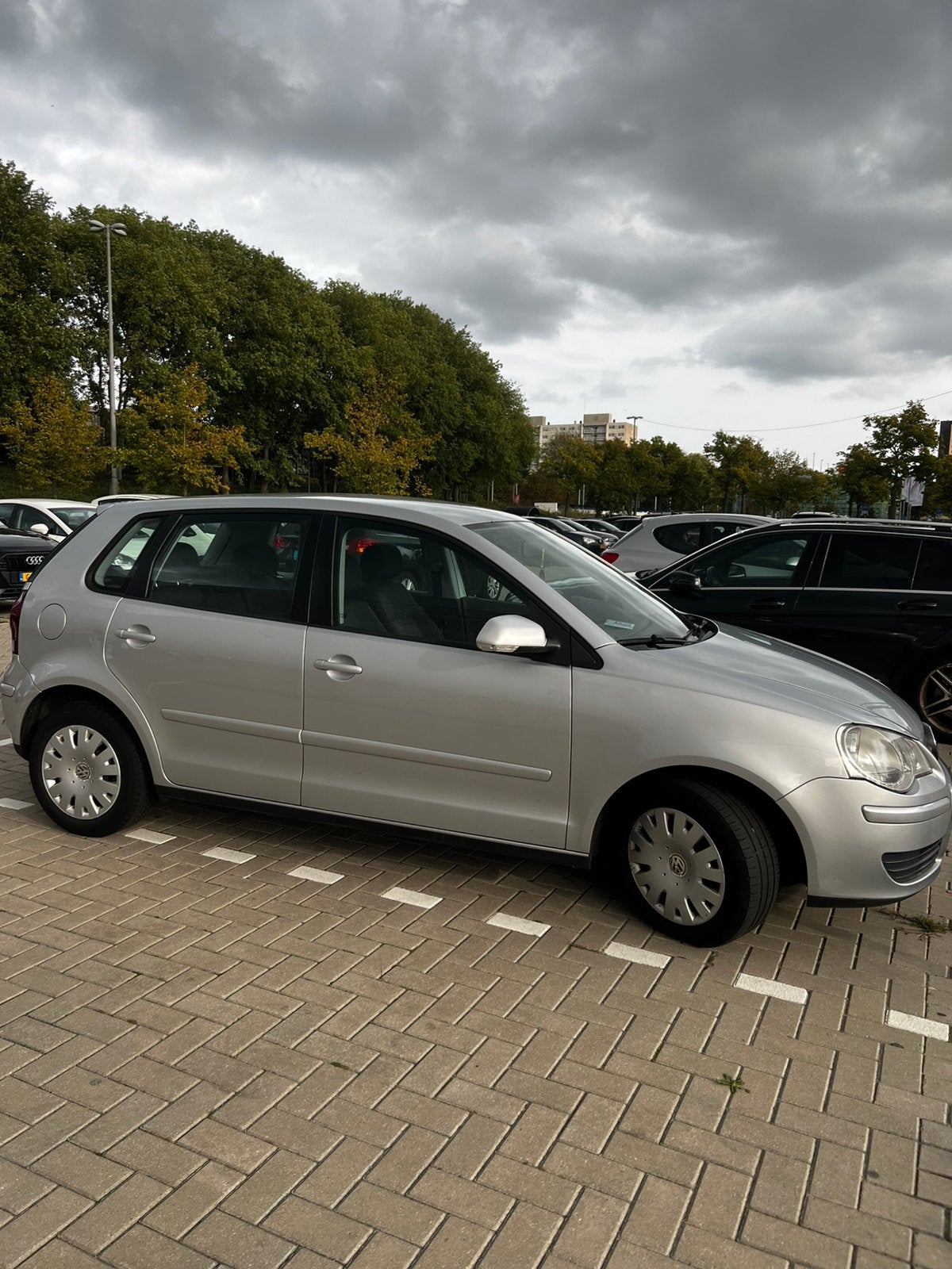 Volkswagen Polo 1.4 16V 59KW 2007 Grijs, Auto's, Volkswagen, Voorwielaandrijving, 40 €/maand, 4 cilinders, Handgeschakeld