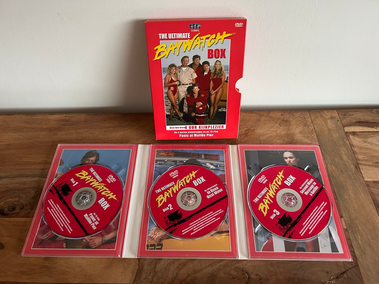 The Ultimate Baywatch Box - 3 DVD's, Engels, Nederlands, Ophalen of Verzenden, Zo goed als nieuw