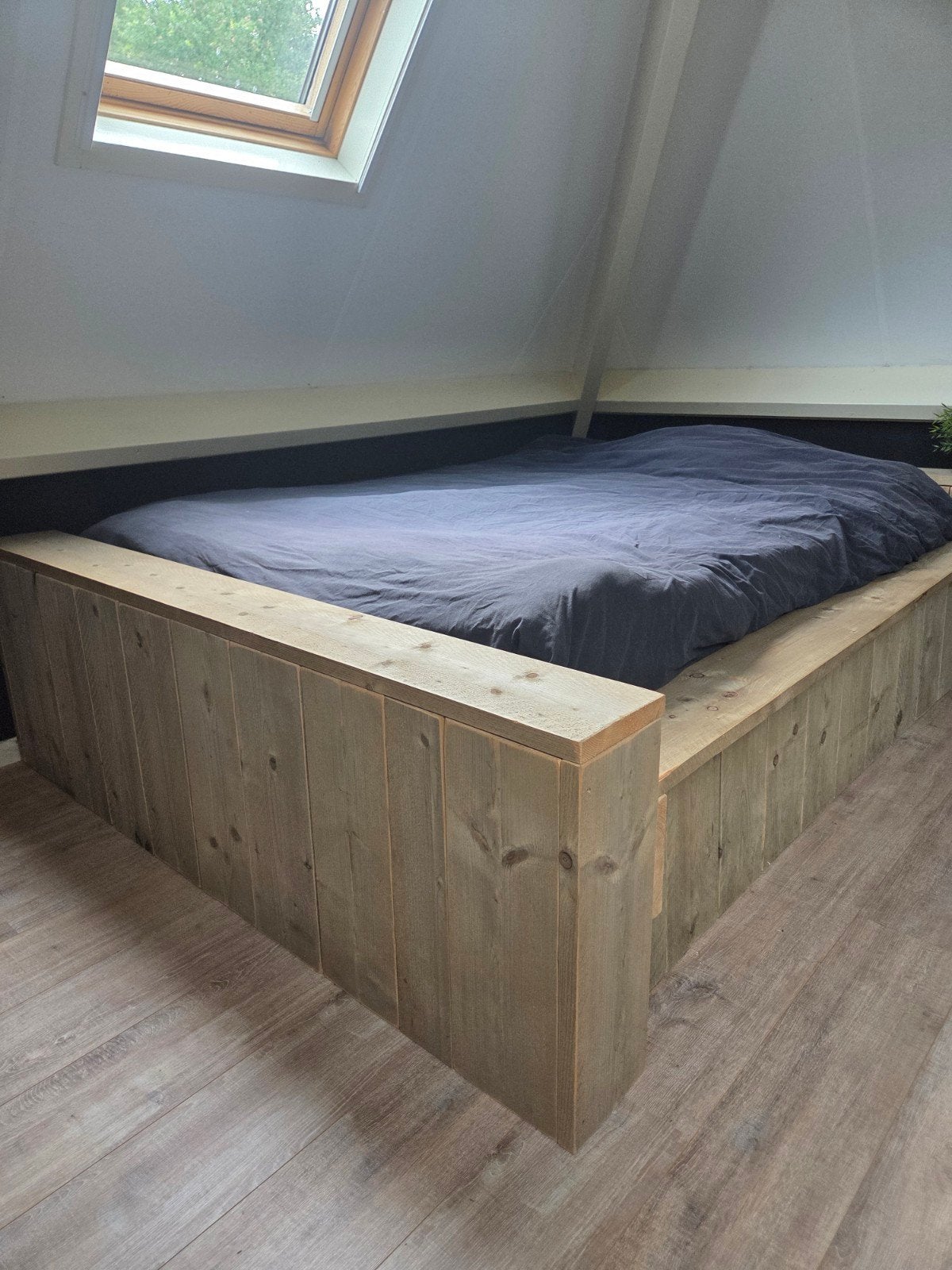 Steigerhouten ledikant 140x210 met lattenbodem en matras, Ophalen of Verzenden