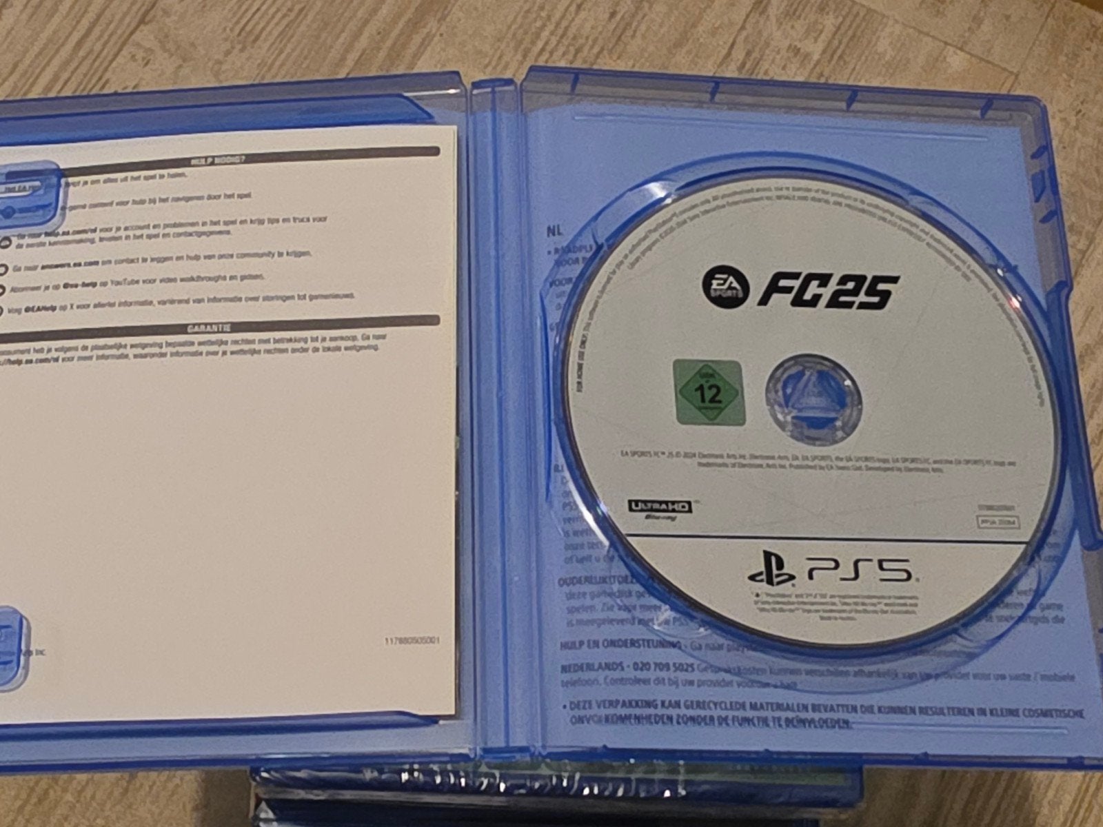 EA Sports FC 25 voor PS5 - Zo goed als nieuw Lees Goed, Electronic Arts Inc., Zo goed als nieuw, Eén computer, Info@ea.com