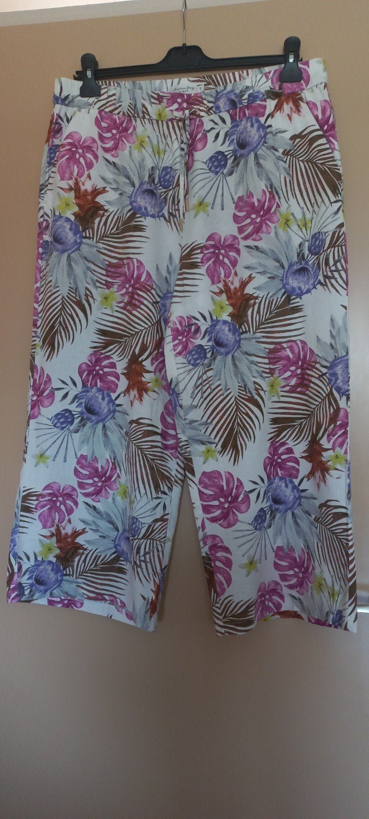 Witte broek met wijde pijpen mt 44 Christian Berg, Kleding | Dames, Wit, Maat 42/44 (L), Ophalen of Verzenden, Zo goed als nieuw