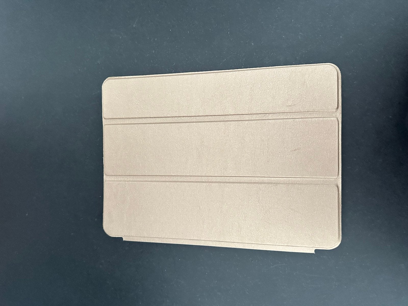 Bookcase Cover voor Apple iPad 5e/6e Generatie 9,7 inch, Verzenden, Zo goed als nieuw, 9 inch, Apple iPad