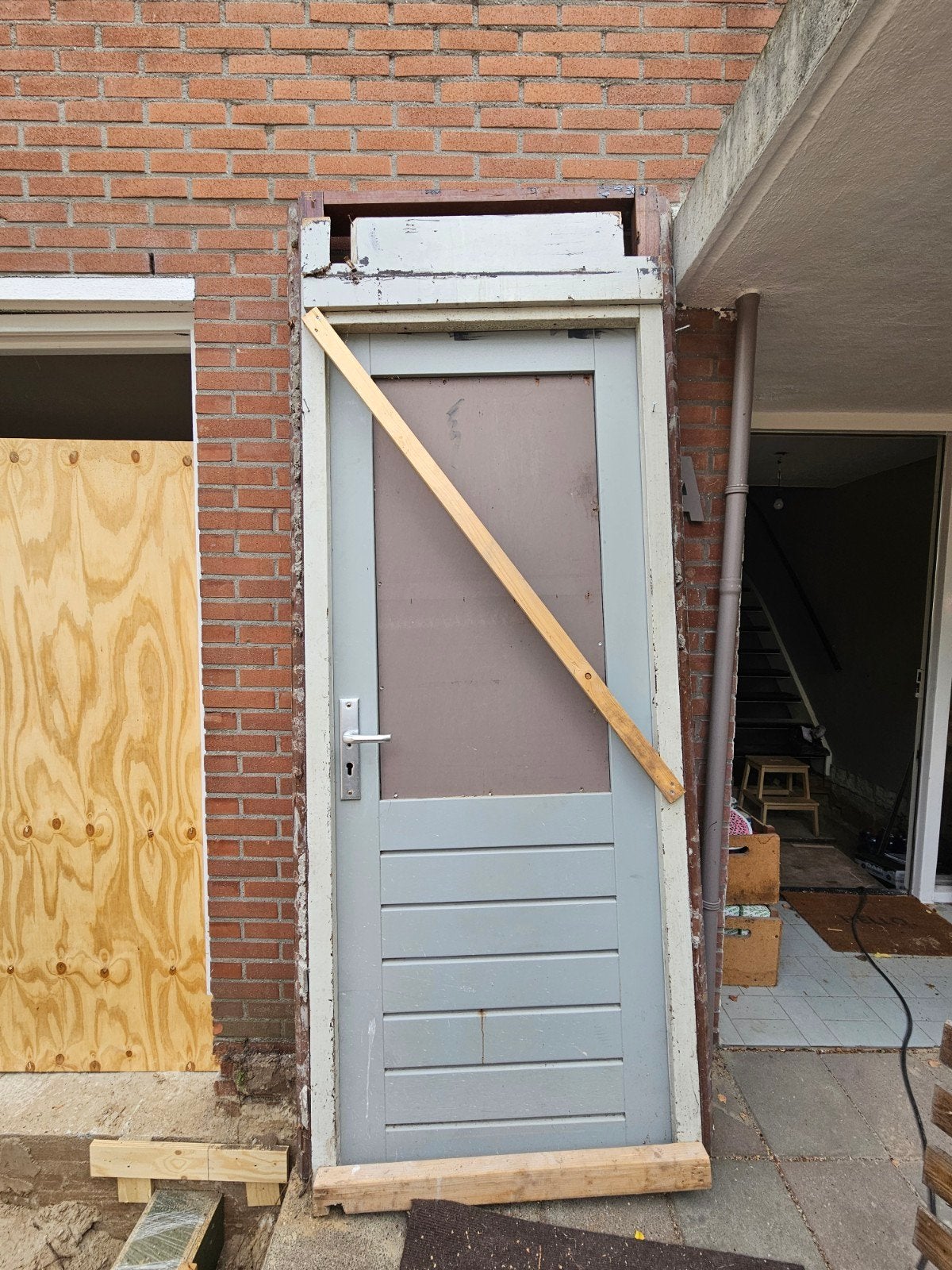 Buitendeur met kozijn, Gebruikt, Buitendeur, 200 tot 215 cm, Hout