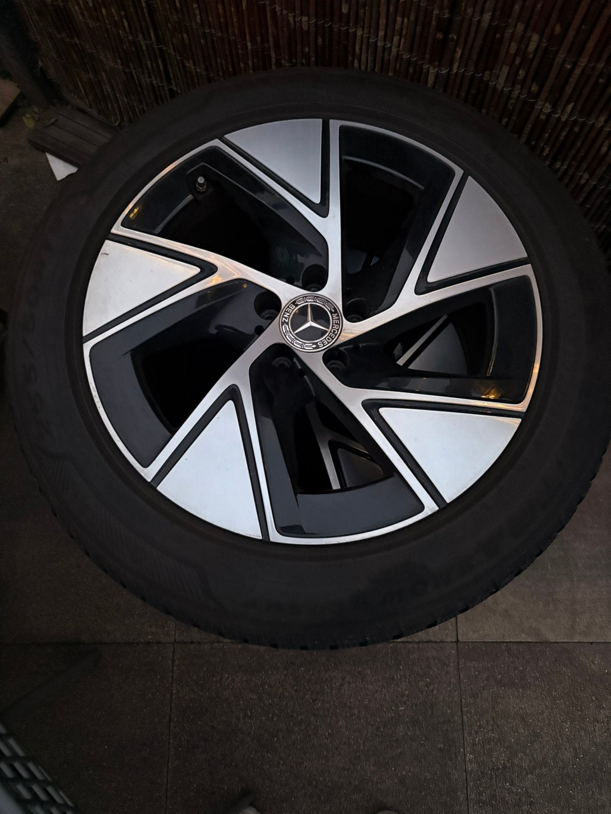Originele Mercedes velgen met winterbanden 255/50/19, Auto-onderdelen, 255 mm, Banden en Velgen, Winterbanden, Ophalen