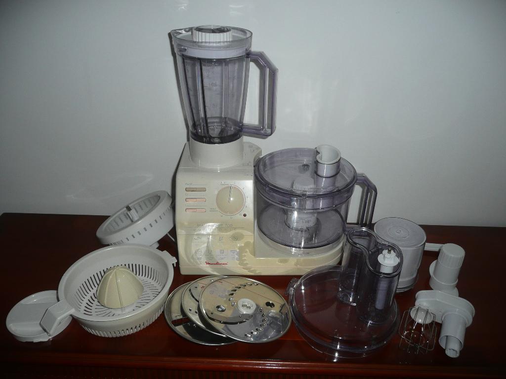 Moulinex masterchef 700 duotronic, Witgoed en Apparatuur, Keukenmixers, Gebruikt, 1 tot 2 liter, 3 snelheden of meer, Ophalen