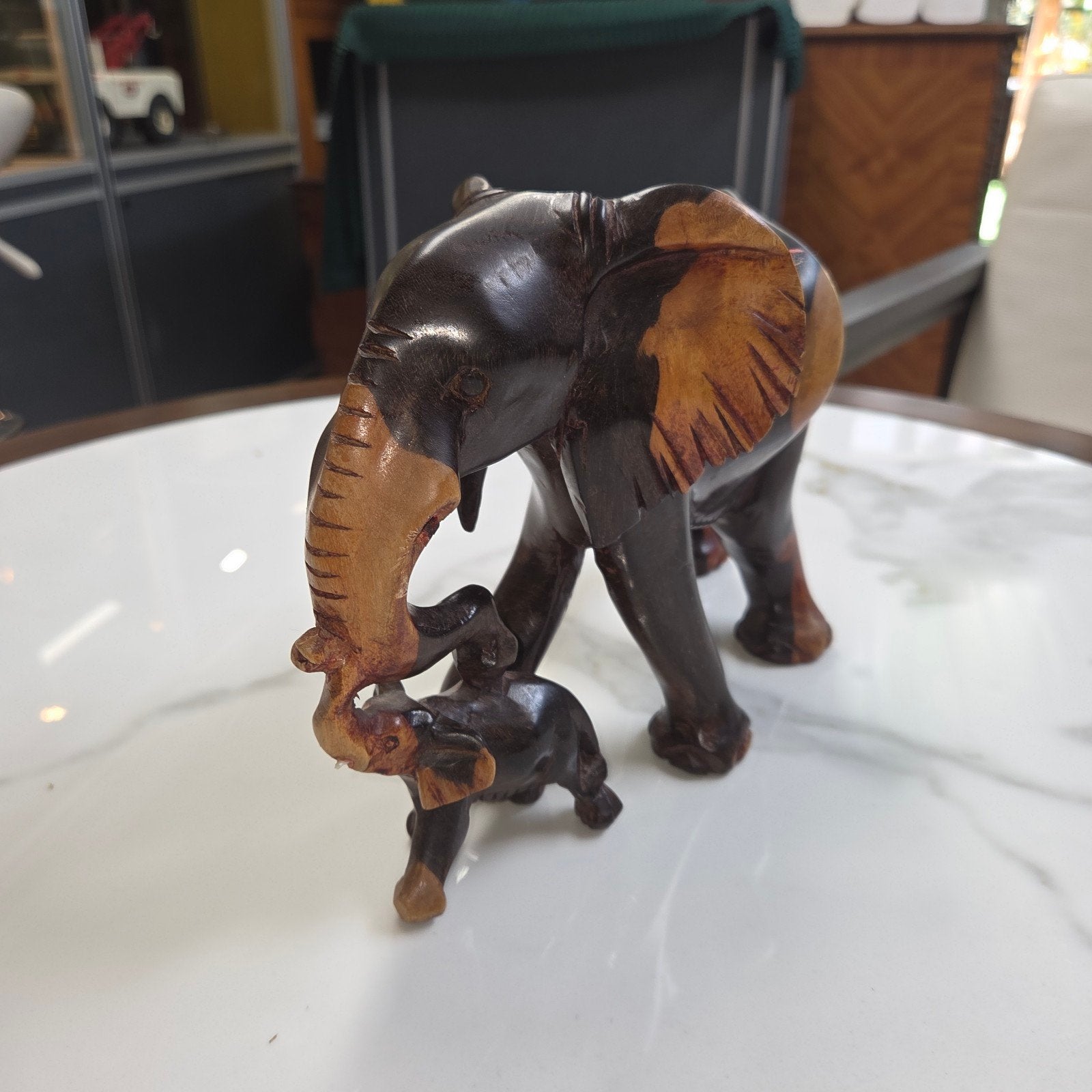 Vintage Ebbenhouten Olifant met Kalf - Handgesneden, Ophalen of Verzenden, 20 - 50 cm, Beeld, Hout