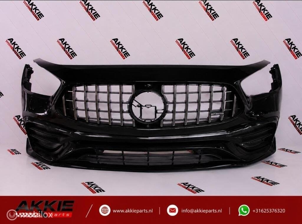 Mercedes Gla 45 AMG voorbumper Earo origineel W247 H247, Gebruikt, Voor, Ophalen of Verzenden, Bumper