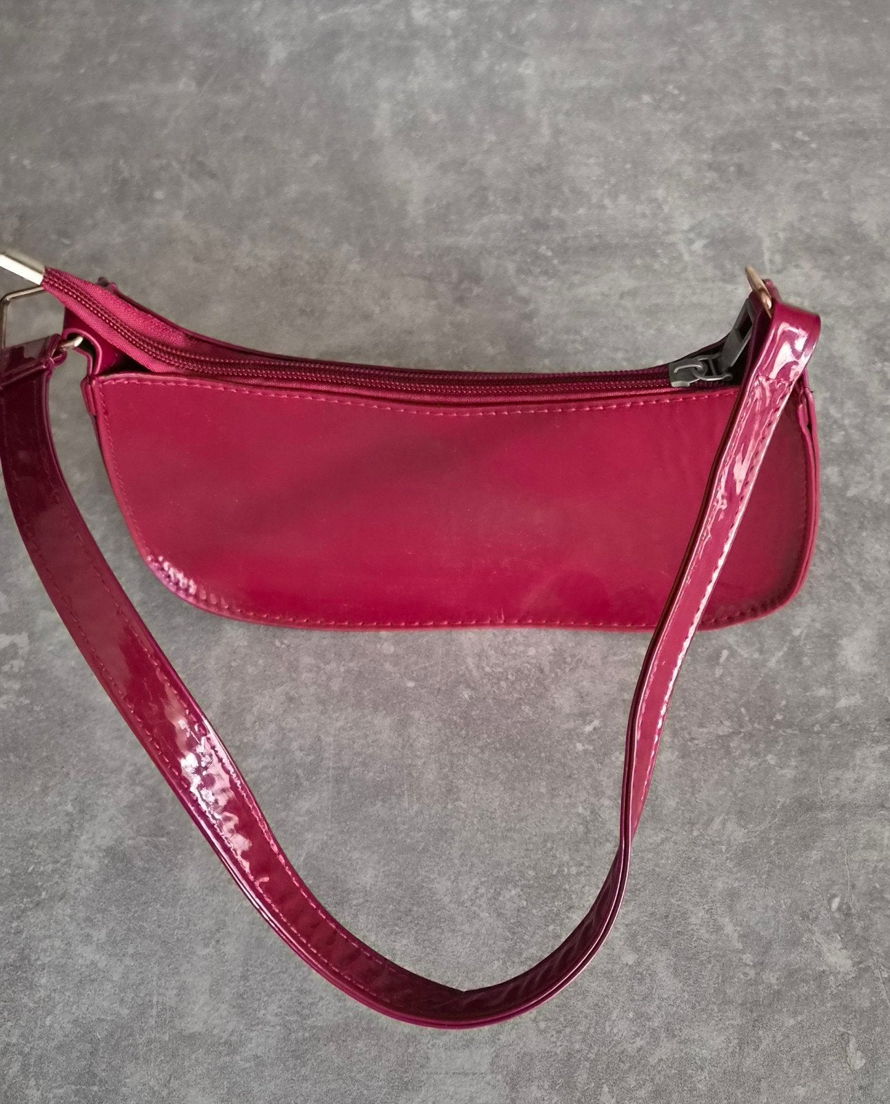Bordeauxrode lakleren schoudertas, Ophalen of Verzenden, Zo goed als nieuw, Rood, Schoudertasje