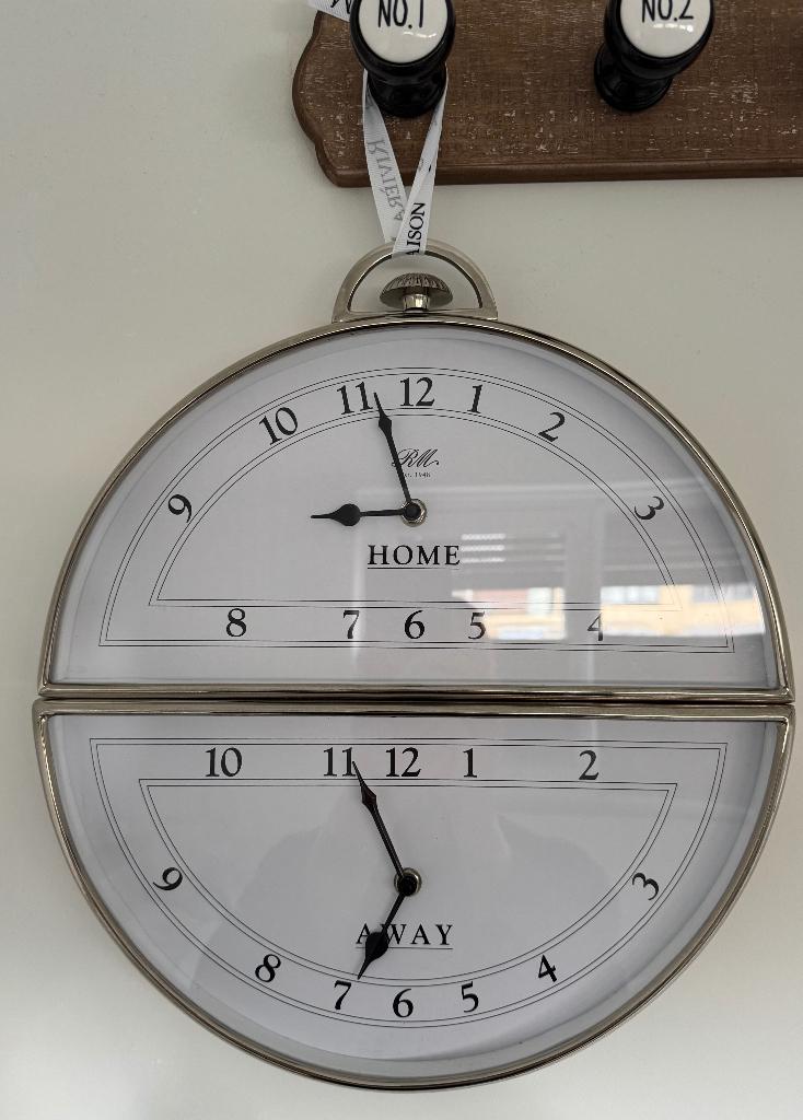 Klok; Rivièra Maison Brooklyn Double Wall Clock, Ophalen, Zo goed als nieuw, Wandklok