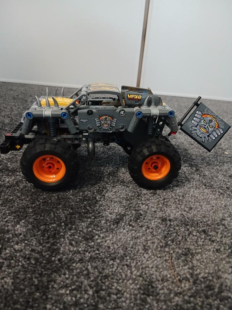 Lego techno auto, Ophalen