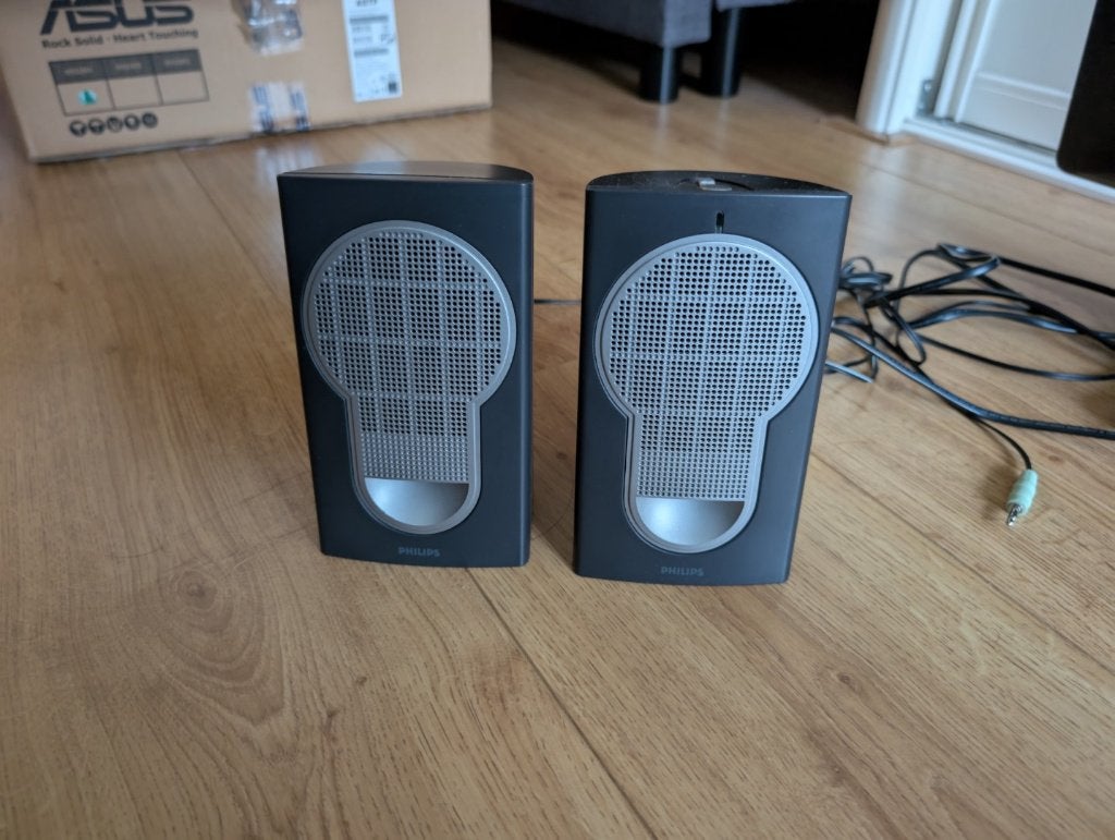 Philips MMS121/00 PC speaker stereo set – zwart, Ophalen of Verzenden, Gebruikt, Audiokanaal 2, Philips