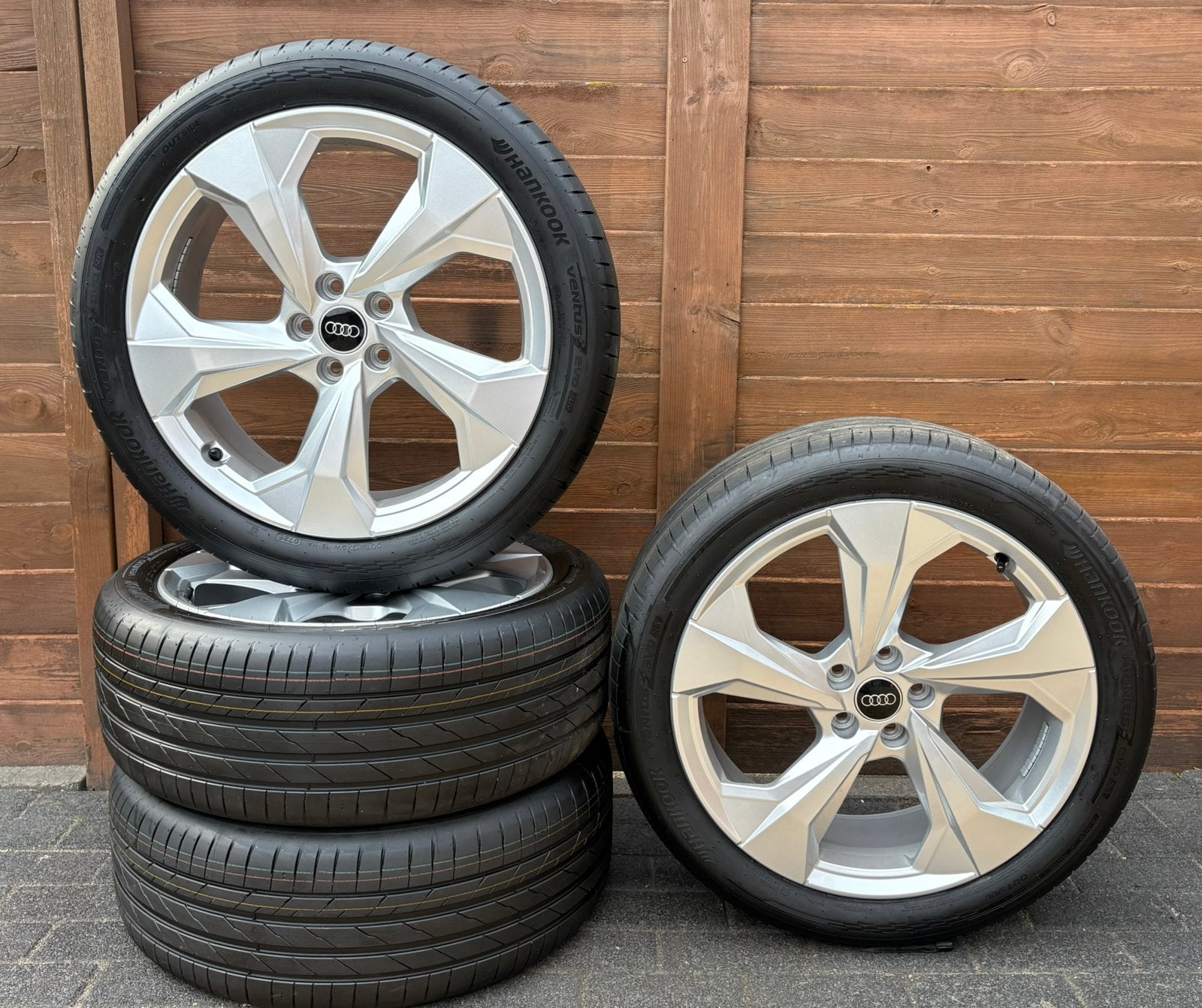 Originele Audi A6 20 inch velgen met zomerbanden 255 40 20, Auto-onderdelen, Banden en Velgen, 255 mm, Banden en Velgen, Nieuw