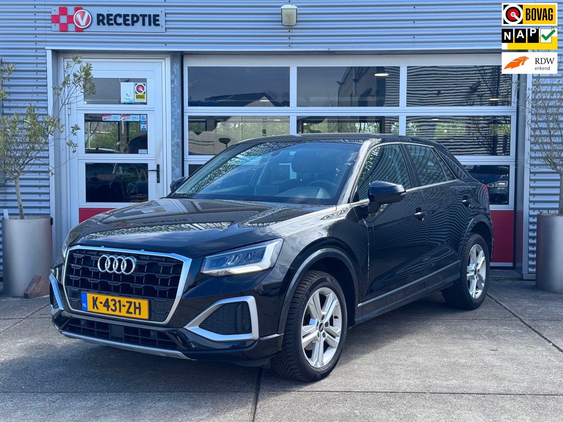 Audi Q2 30 TFSI Business Edition, Auto's, Voorwielaandrijving, Dealer onderhouden, Gebruikt, Zwart