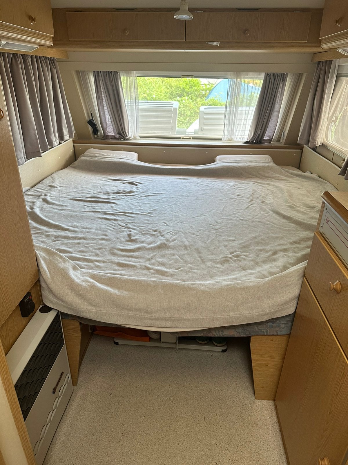 Kip 45 TLB, Caravans en Kamperen, Caravans, Rondzit, Kip, Omvormbare zithoek, 750 - 1000 kg