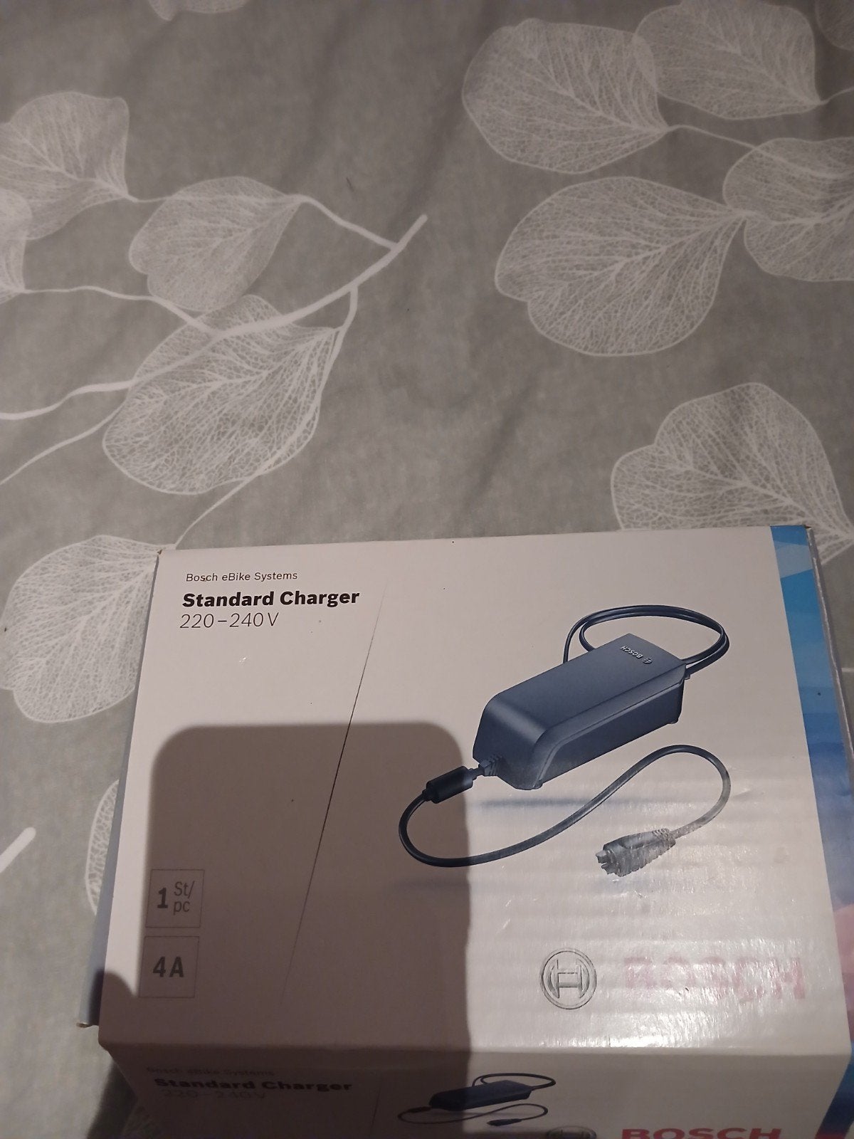 Bosch Standard Charger 4A voor elektrische fiets, Fietsen en Brommers, Zo goed als nieuw