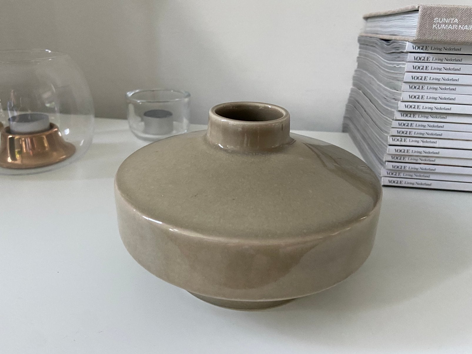 Vaasje H&M Home, Ophalen of Verzenden, Nieuw, Beige, Steen/keramiek
