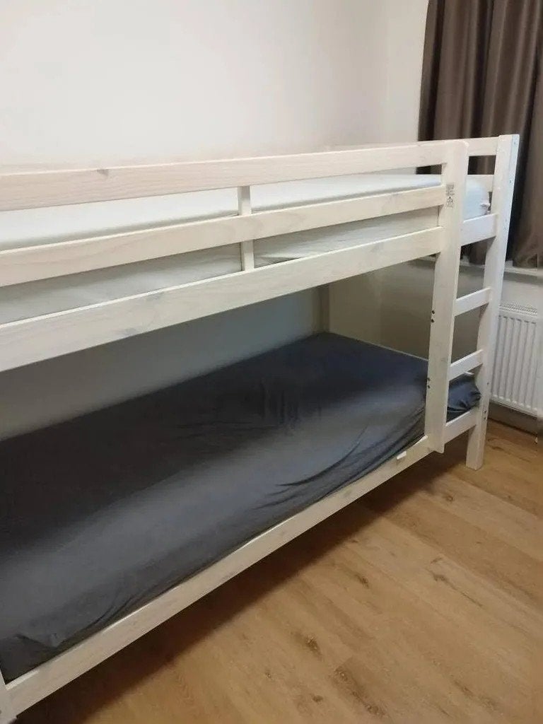 ​ Dringend gezocht: Gratis stapelbed voor 2 kindjes, Gebruikt, 90 cm, 160 tot 180 cm, Tweepersoons