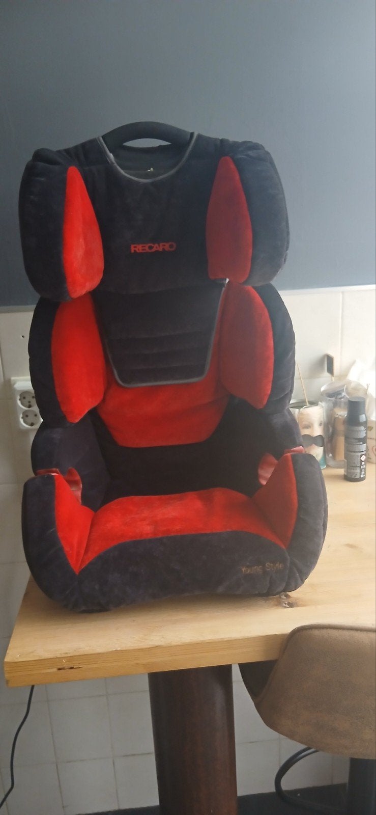recaro young style, Kinderen en Baby's, Autostoeltjes, Ophalen, 15 t/m 36 kg, Overige merken, Autogordel