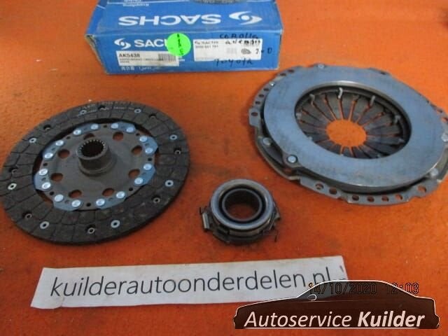 Koppelingset Toyota Avensis  Corolla Rav 4  2.0d4d SACHS, -, -, Nieuw, Ophalen of Verzenden