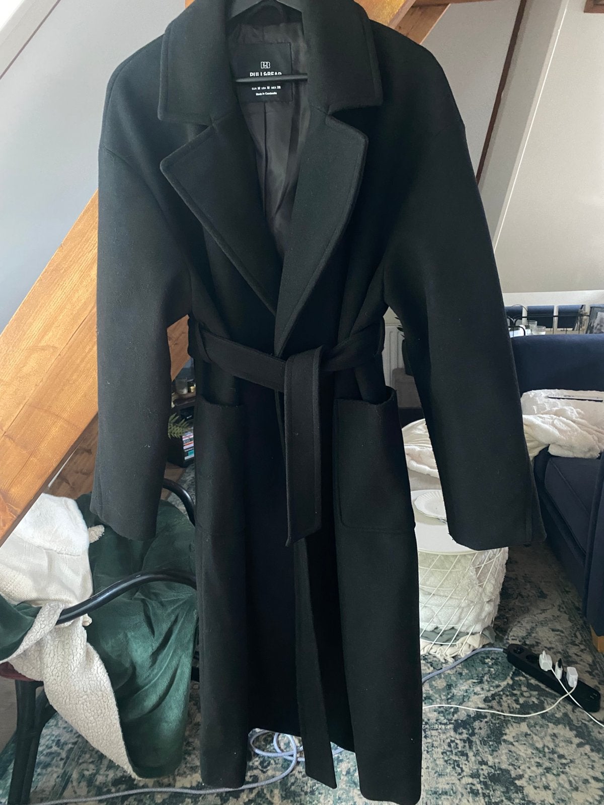 Trenchcoat PULL&BEAR - zwart, maat M, Ophalen of Verzenden, Zo goed als nieuw, Maat 38/40 (M), Zwart