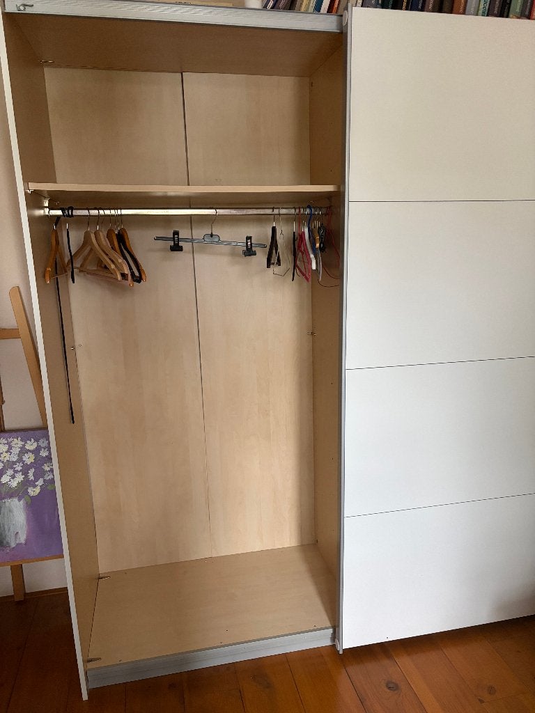 Grote kledingkasten afgesloten met schuifdeuren, Met deur(en), Gebruikt, 200 cm of meer, 200 cm of meer
