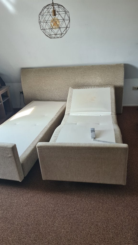 Eastborn bed electrisch instelbaar 220x180cm, Ophalen, Gebruikt, Klassiek, Tweepersoons