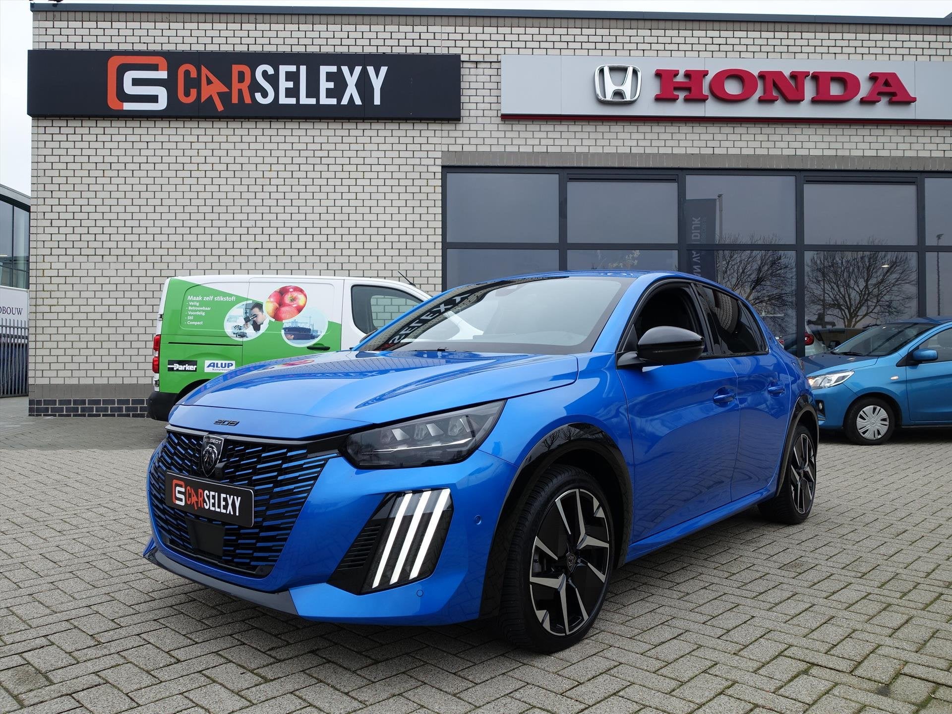 PEUGEOT 208 1.2 Hybrid 145 pk e-DCS6 GT, Auto's, Gebruikt, 1199 cc, Blauw, 650 kg
