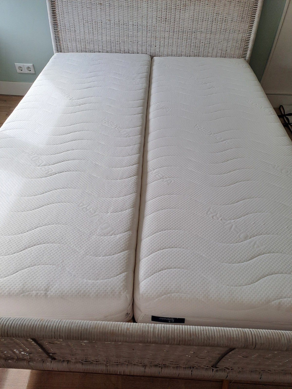matras Nirvana, Ophalen, 190 cm of minder, Zo goed als nieuw, Matras