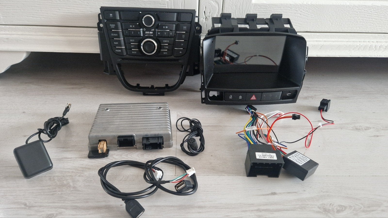 Touchscreen Opel Astra Sports Tourer met USB & Microfoon, Ophalen of Verzenden