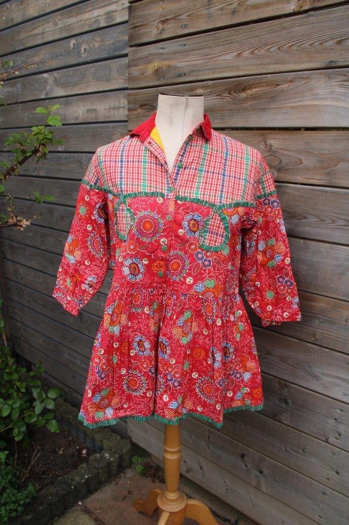 Tuniek/ jurk rood Oilily mt 134 Vaste prijs, Kinderen en Baby's, Meisje, Oilily, Ophalen of Verzenden, Zo goed als nieuw