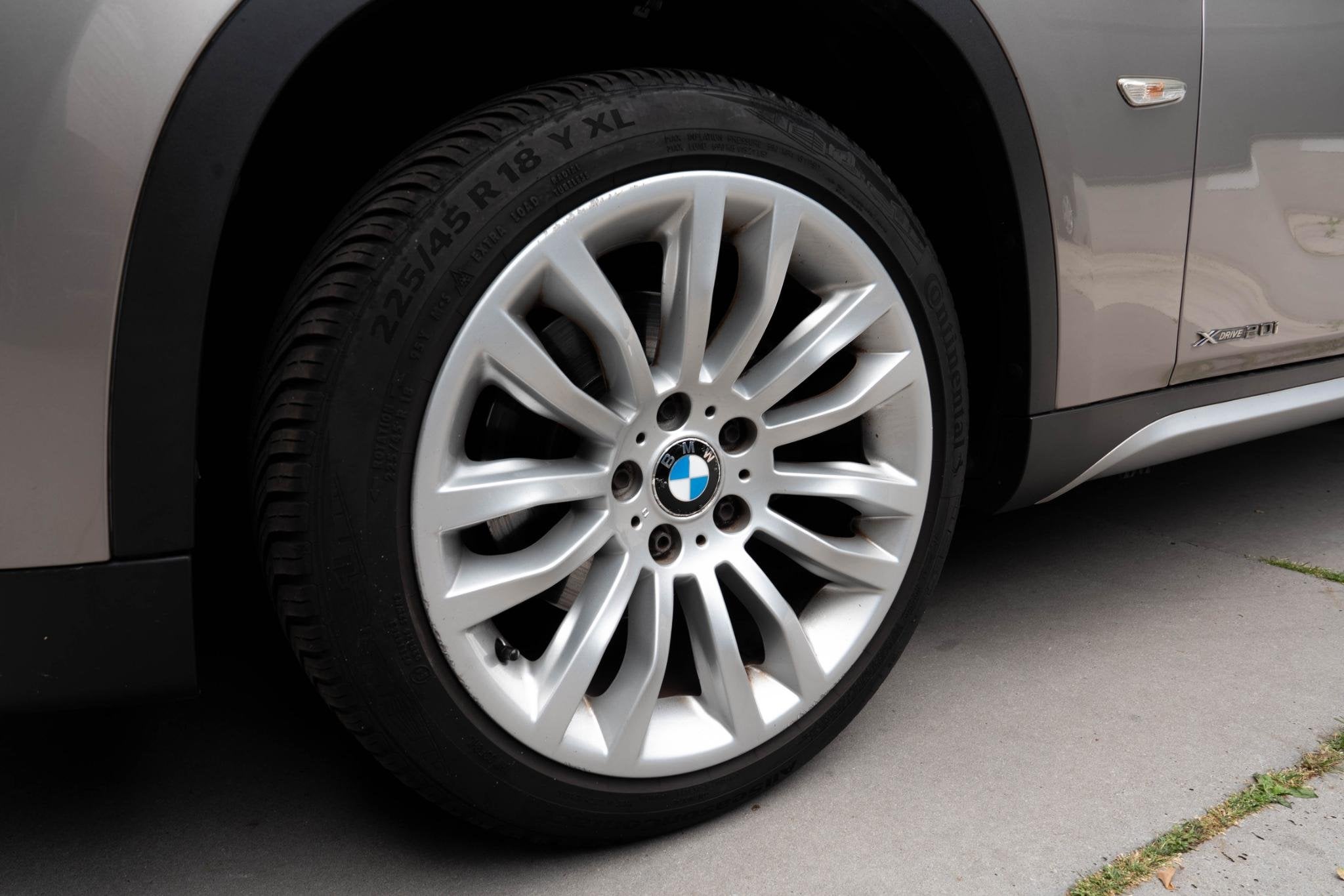 Foto 25 van BMW X1 xDrive20i Business | Navigatie | Pano | Cruise | Airc