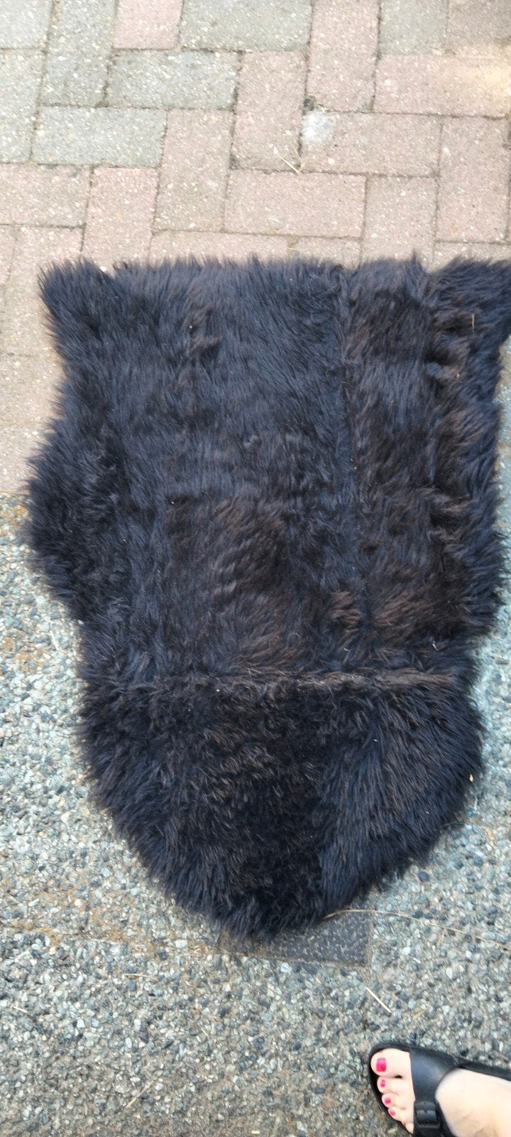 Mooie plaid vacht schapen vacht zwart van kleur., Gebruikt, ., Ophalen of Verzenden, .