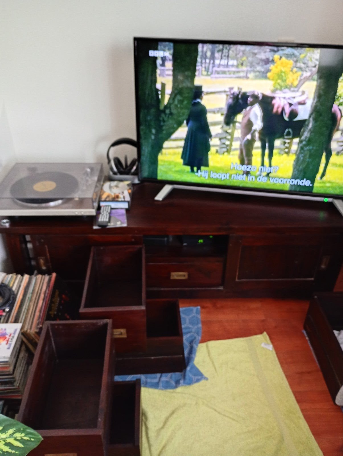 gratis tv meubel teakhout , bruin, Ophalen, 150 tot 200 cm, Teakhout, Minder dan 100 cm