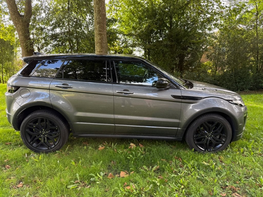 Range Rover Evoque TD4 HSE Dynamic 4WD 180 PK Nieuwe Banden, Automaat, Zwart, 2000 kg, 179 pk