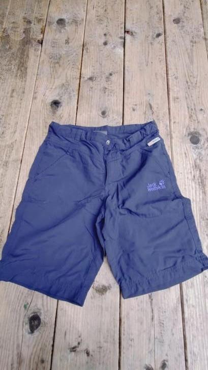 Jack Wolfskin korte broek donkerblauw maat 152, Kinderen en Baby's, Kinderkleding | Maat 152, Broek, Jack Wolfskin, Ophalen of Verzenden