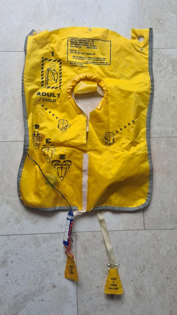 Vintage Martinair reddingsvest, Verzamelen, Ophalen of Verzenden, Gebruikt