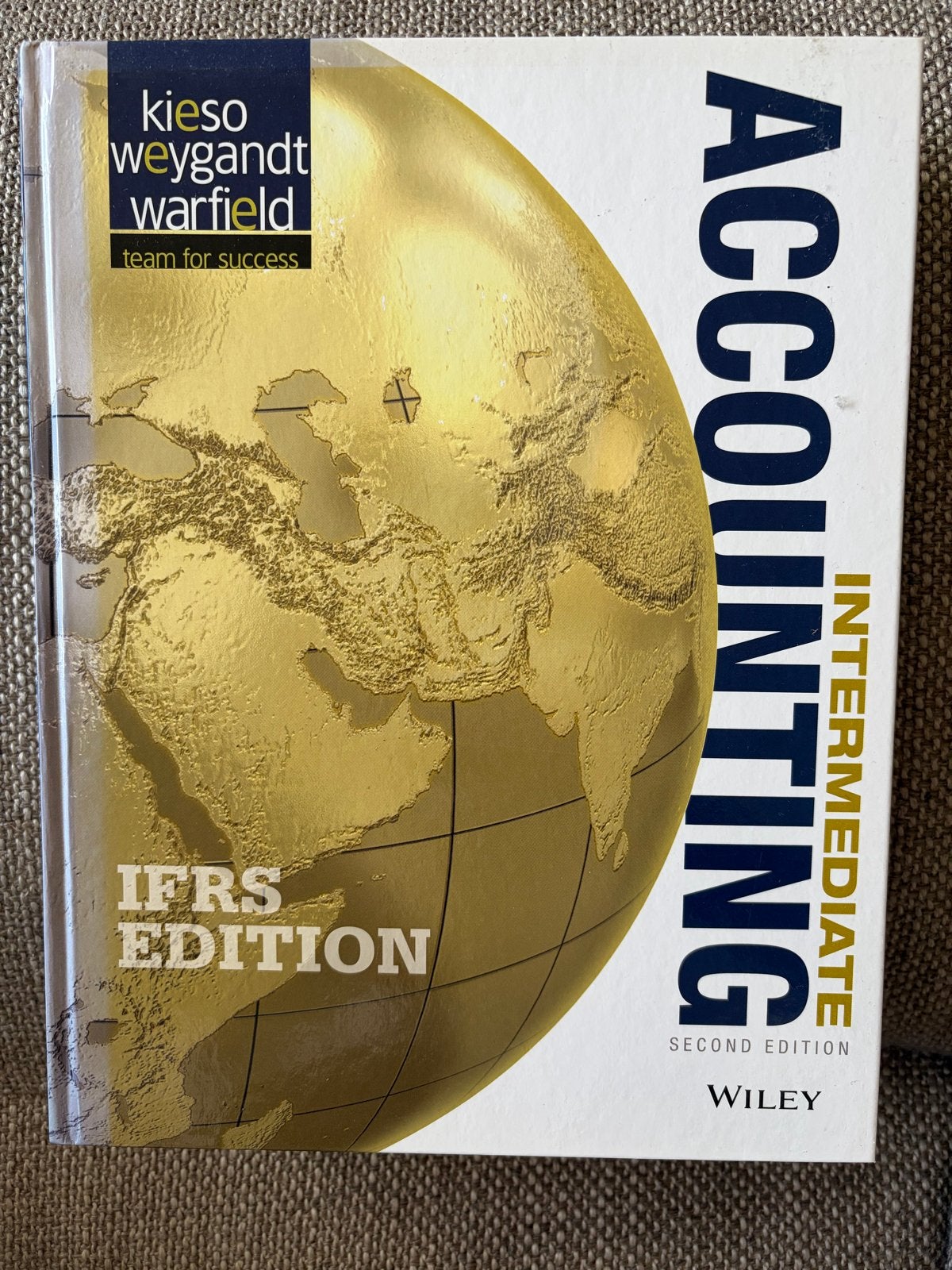 Intermediate Accounting IFRS Edition - Kieso, Weygandt, Warf, Ophalen of Verzenden, Gamma, Zo goed als nieuw, WO