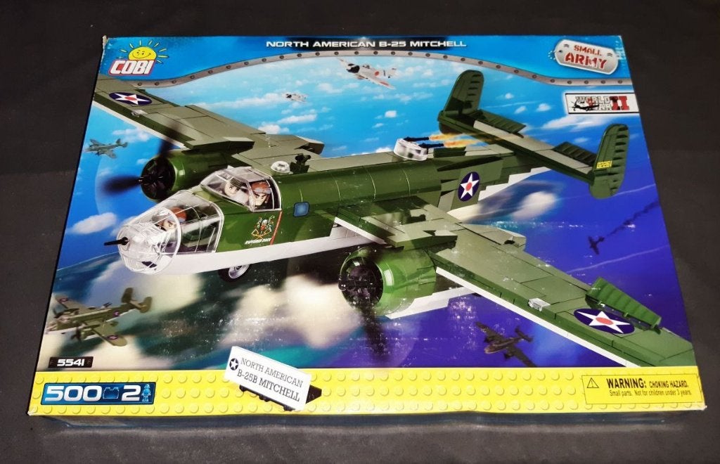 Cobi 5541 North American B-25 Mitchell, Verzenden