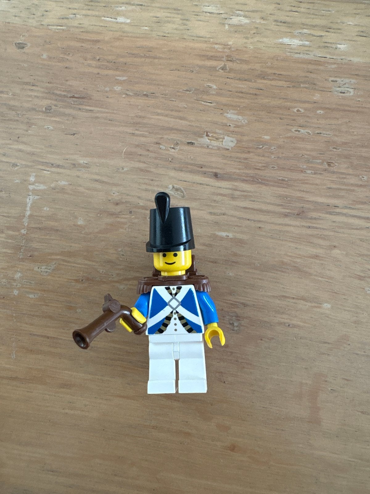 Lego Minifiguur Soldaat met Geweer en Rugzak, Kinderen en Baby's, Speelgoed | Bouwstenen, Ophalen of Verzenden, Gebruikt, Overige merken