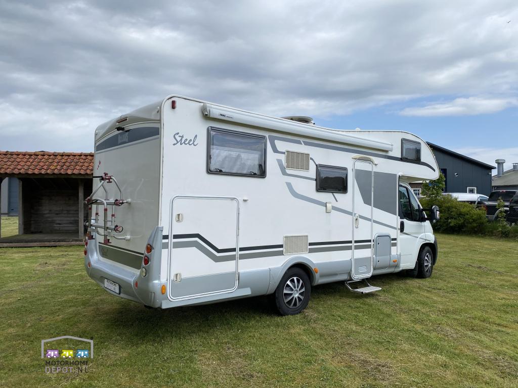 McLouis Steel 537 M700 Enkele bedden+Alkoof Dakairco 2e Eig, Caravans en Kamperen, Campers, Alkoof, Ringverwarming, Fiat, Bedrijf