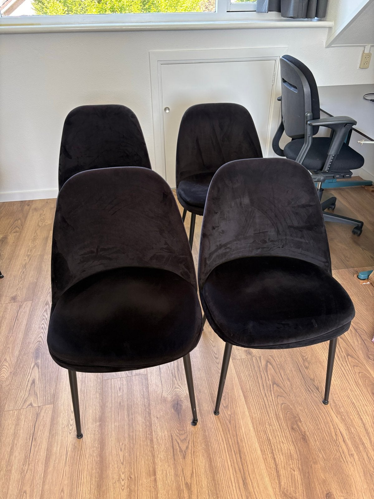 Set van 4 zwarte velours eetkamerstoelen, Ophalen, Gebruikt, Zwart, Vier
