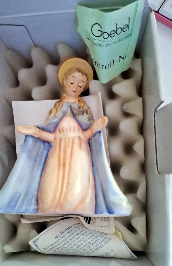 Goebel beeldje Maagd Maria kerststalfiguur, Ophalen of Verzenden, Zo goed als nieuw, Hummel