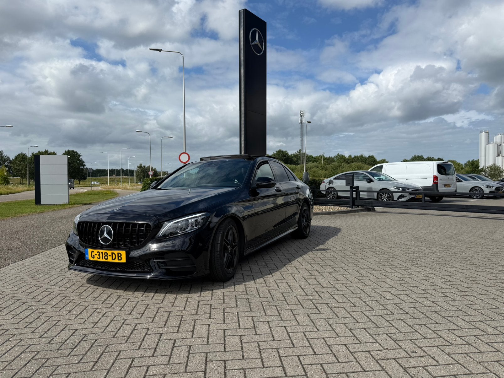 Mercedes-Benz C Klasse C200e FACELIFT AMG LINE 2019 Zwart, 1800 kg, Zwart, 4 cilinders, Zwart