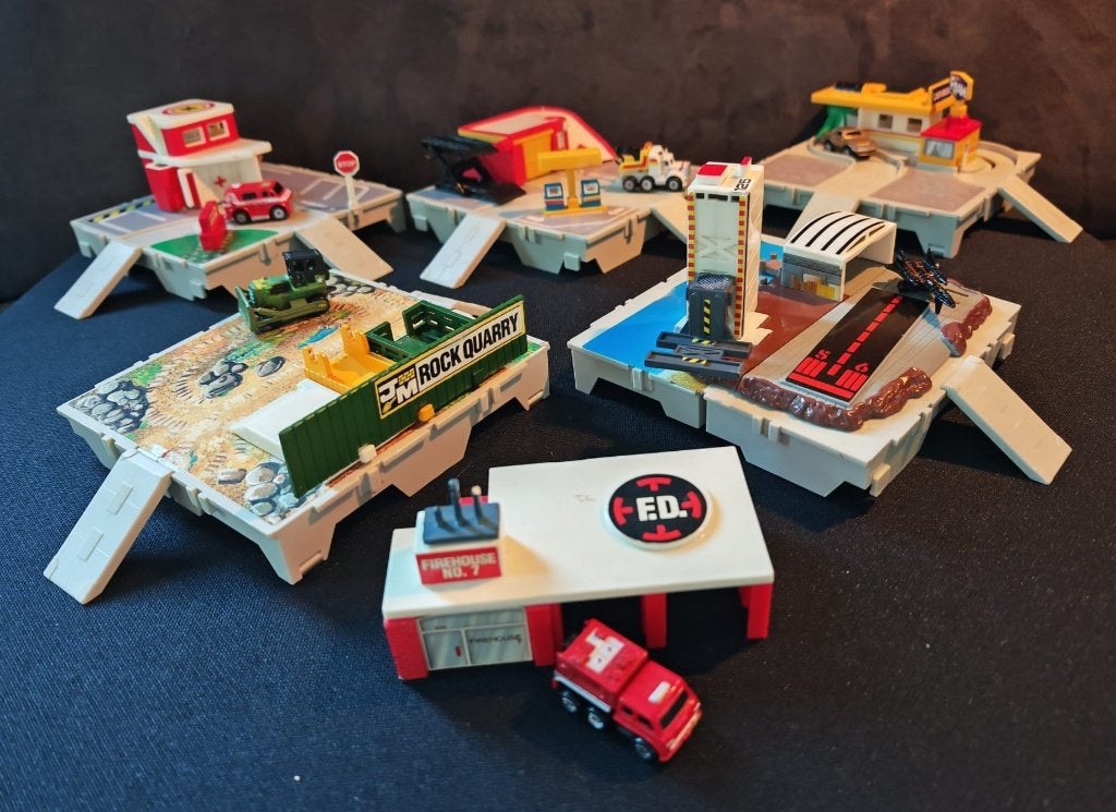 Grote Vintage Galoob Micro Machines Travel City, Ophalen of Verzenden, Gebruikt