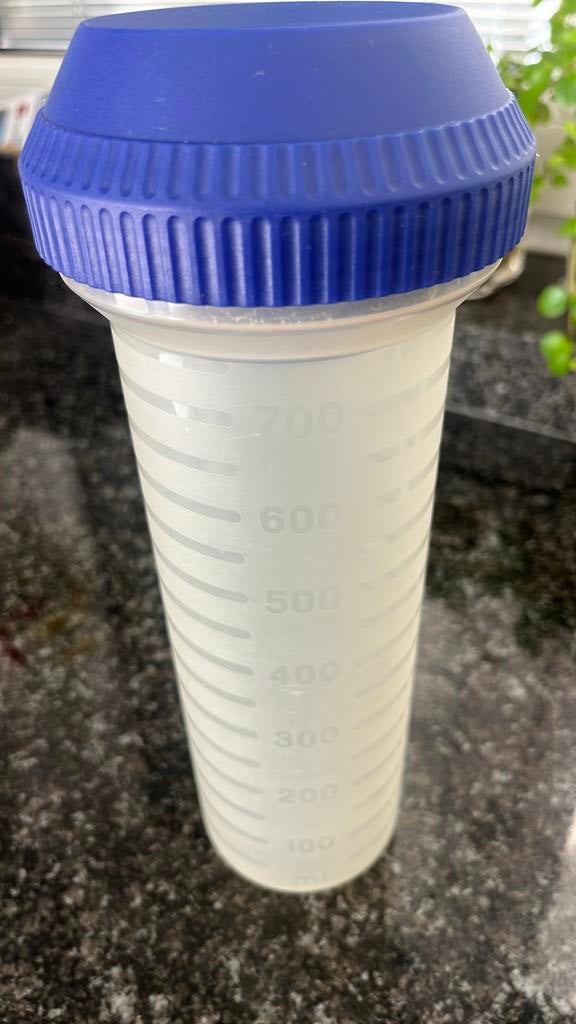 Tupperware meng-/ schudbeker, Ophalen, Zo goed als nieuw, Overige typen