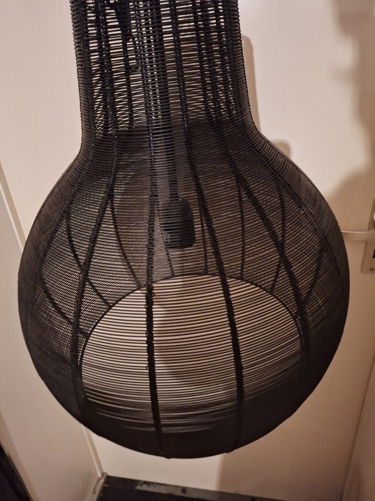 Zwarte draadlamp - Modern en sfeervol, Huis en Inrichting, Ophalen, E27 (groot), Zo goed als nieuw, Metaal