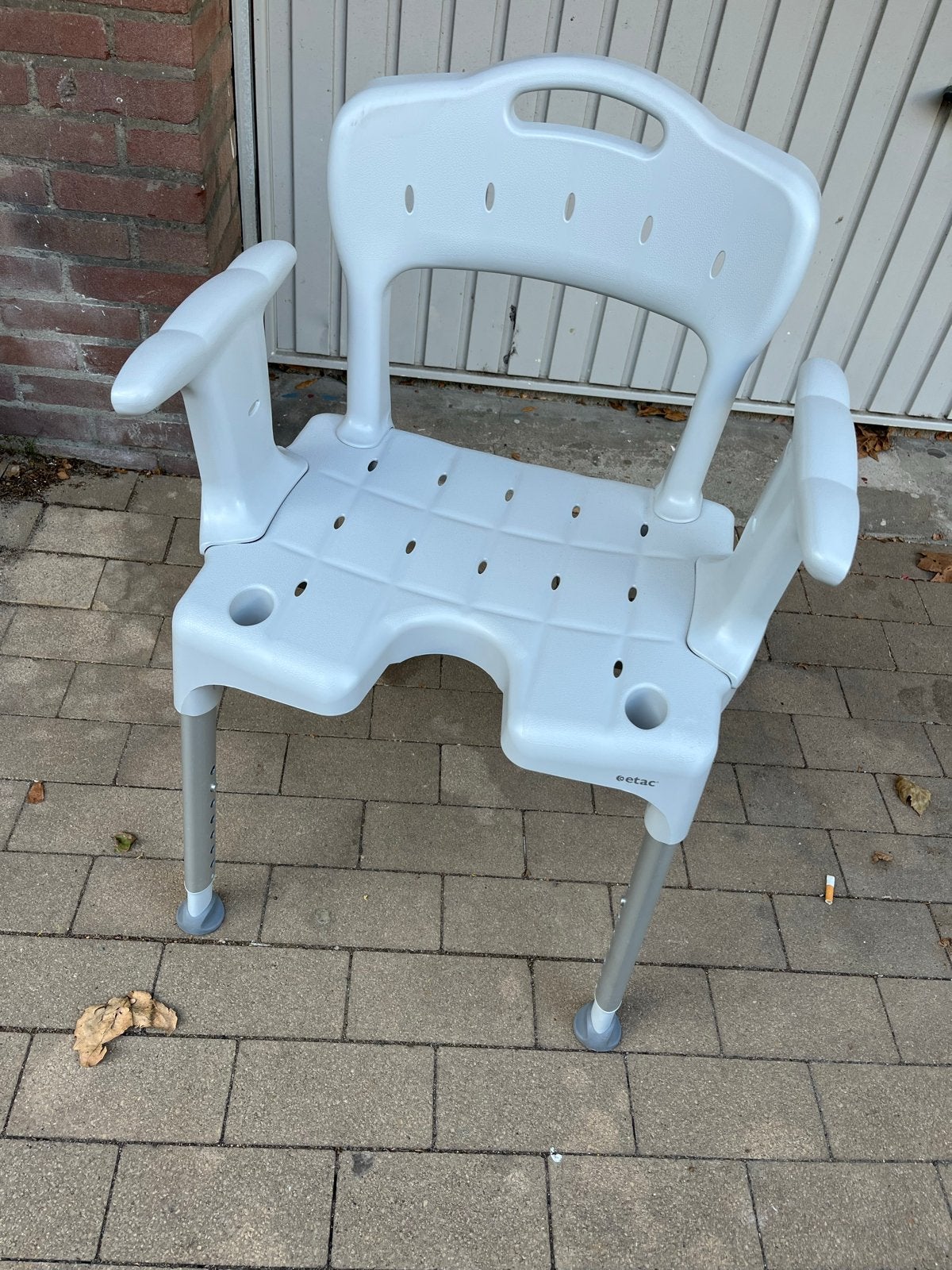 Etac swift. Douche stoel. Zo goed als nieuw, Ophalen, Zo goed als nieuw